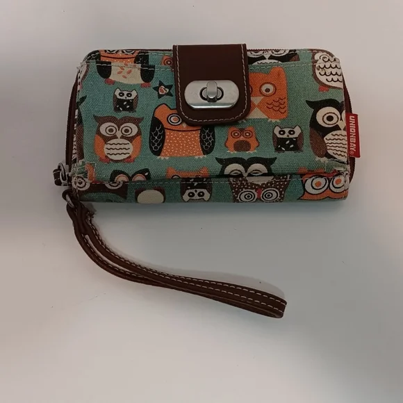 UNIONBAY Owl Print Wallet - Green and Brown - Picture 2 of 6